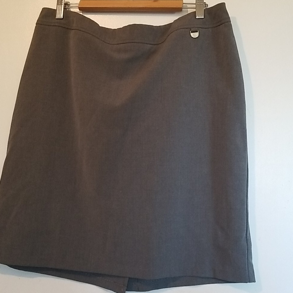 Pencil skirt